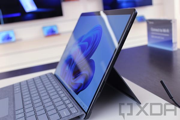 Surface Pro 8 vs Samsung Galaxy Tab S7+: Which tablet is right for you? 