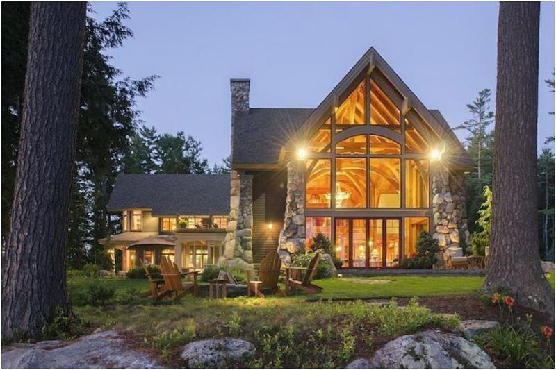 The Largest Home For Sale In Maine Does Not Disappoint 