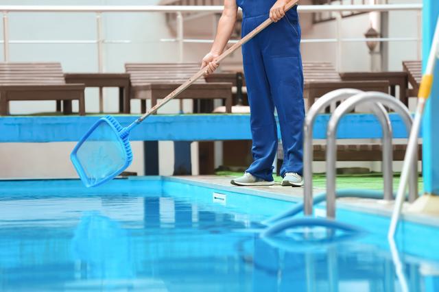 The Best Pool Cleaning Services of 2022