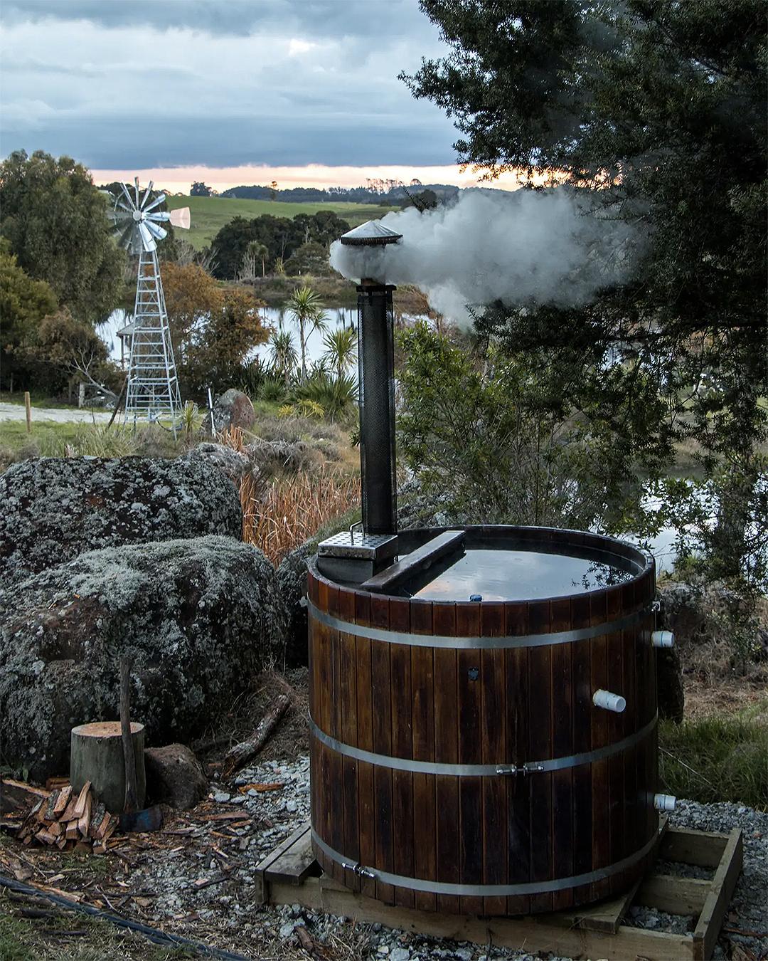 10 Of The Best Airbnbs With Outdoor Baths And Hot Tubs In NZ 