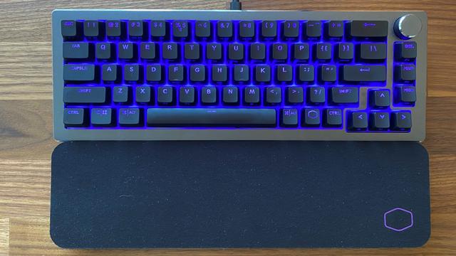 Hassle-free functionality: Cooler Master CK721 Wireless keyboard review