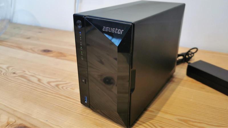 Asustor Drivestor 2 Pro AS3302T Review 