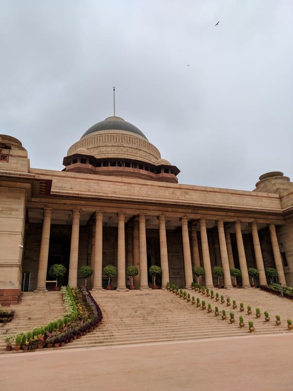 Ever wondered what the Rashtrapati Bhavan looks like from the inside? Take our guided tour