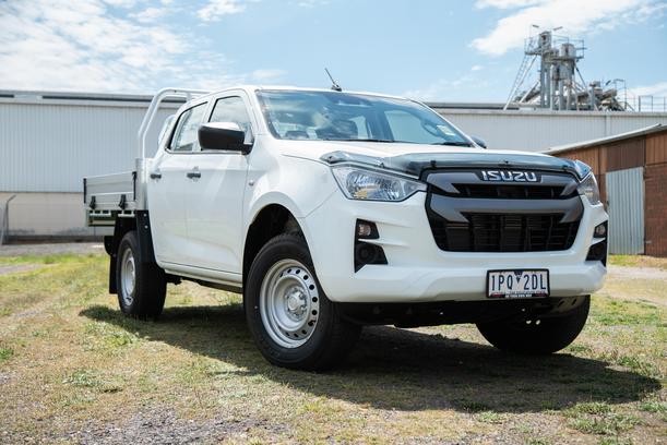 Isuzu D-Max LS-U+ crew cab has enough luxe features to bridge the gap between work and play 