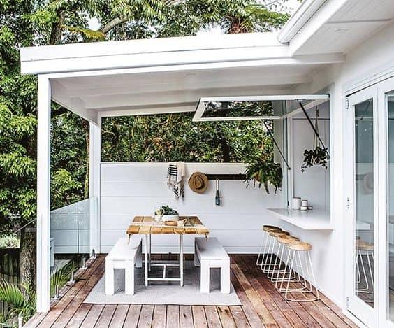 Creating an Indoor-Outdoor Space for Your Home