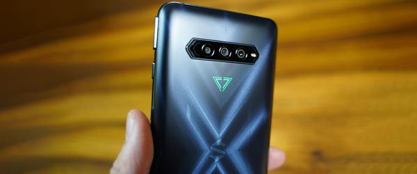 Black Shark 4 Pro Smartphone Has Shoulder Buttons And RGB, But Is Not Only For Gamers