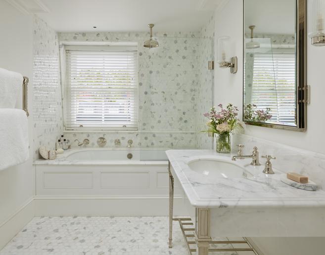White shower tile ideas – 10 takes on this clean, classic choice