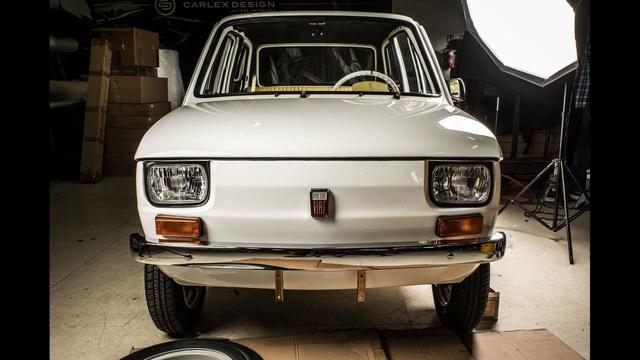 Tom Hanks sells his custom Fiat 126p in an auction 