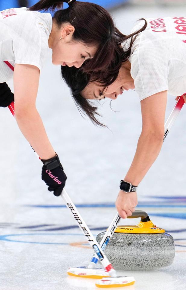 Curling Girls The world's feared "crazy sweepers" show their true potential Fujisawa "Our strengths"