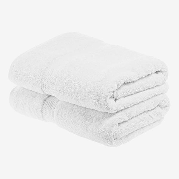 20 Soft, Fluffy Bath Towels That Feel as Luxurious as They Look 