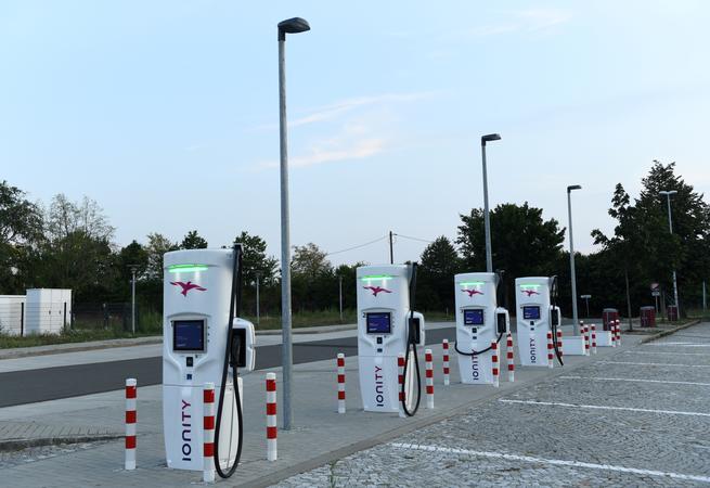 Avon receives grant to expand electric vehicle charging infrastructure