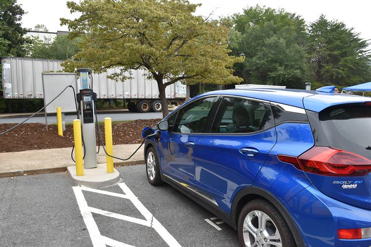 Avon receives grant to expand electric vehicle charging infrastructure 