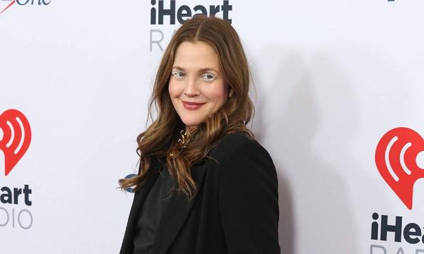 Drew Barrymore sparks reaction with cheeky dance from her bathroom