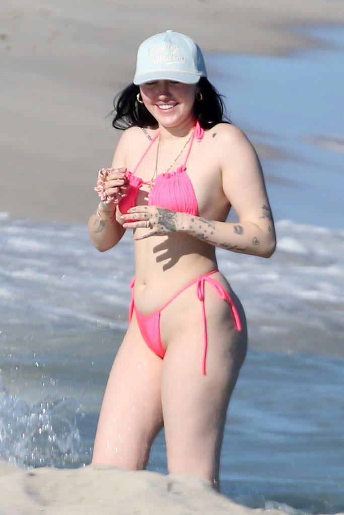 Noah Cyrus Sizzles in Thong Bikinis! See Photos of Her Best Swimsuit Moments Over the Years 