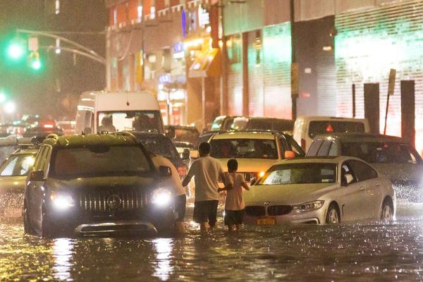 Hurricane Ida: Blocked Storm Drains and Flooding In NYC Close Close 
