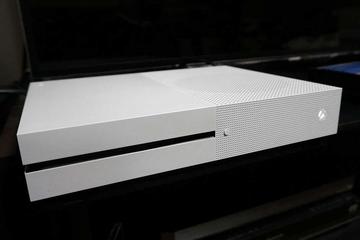 Xbox One S発売。最安Ultra HD Blu-rayプレーヤーの実力は? 