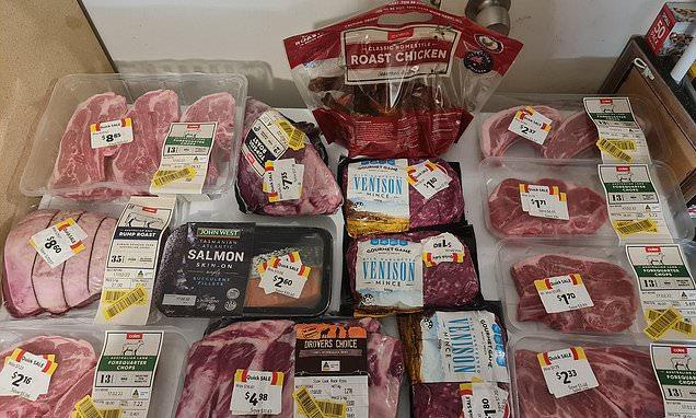 Coles shopper’s 86c chicken haul sparks debate - can you see why?