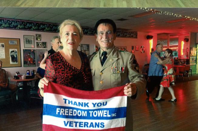 Historical groups provide towels to veterans 