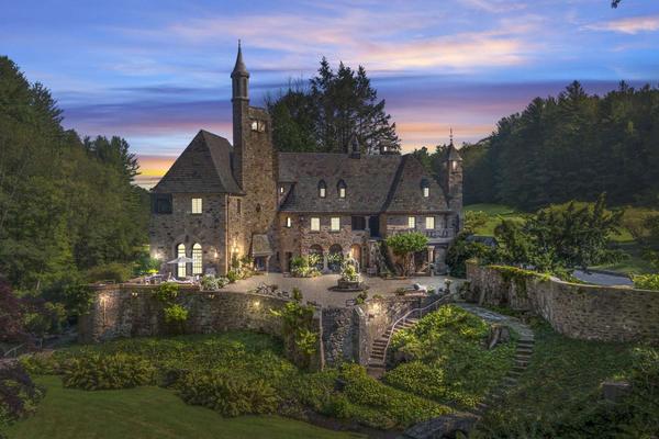 Cornwall Castle in Connecticut Hits the Market for .5M Close Close 