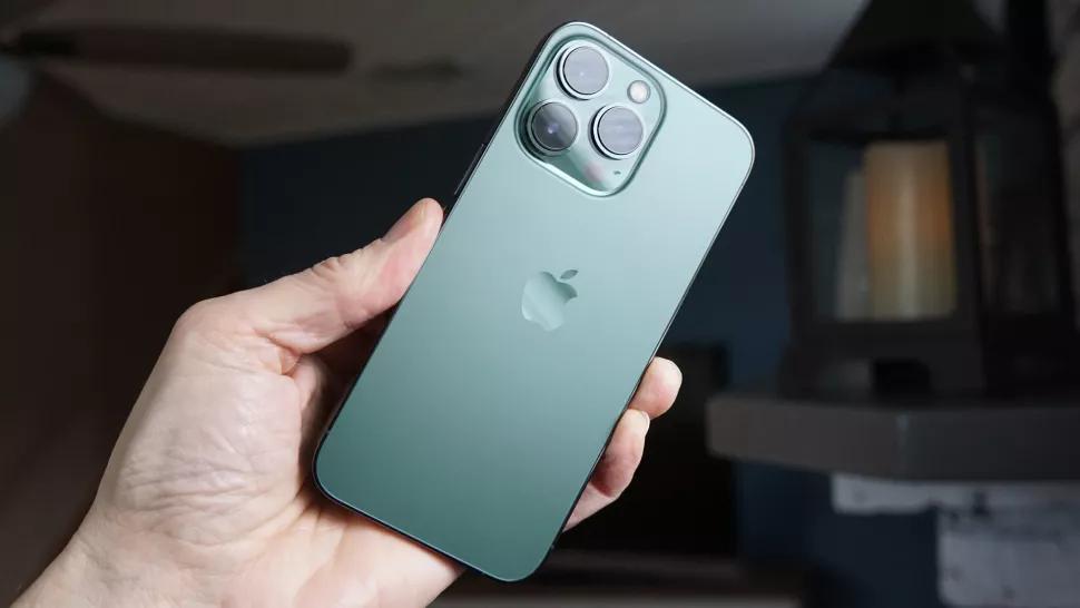 Hands-on Apple's Green iPhone 13 - it looks like wet paint, and we love it