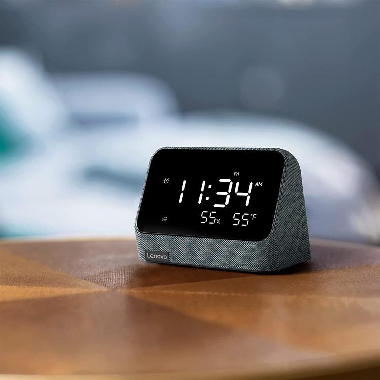 www.androidpolice.com Lenovo’s latest Smart Clock Essential comes with Amazon Alexa and some cute ambient night lights