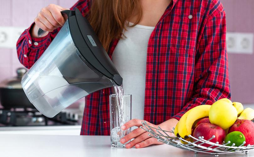 Should You Be Using a Ceramic-Based Water Filter Pitcher?