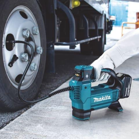 Makita, 'world's fastest' rechargeable Inflator. Also for the high pressure of the road bike 