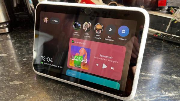 Facebook Portal Go review: Battery powered smart display put to the test 