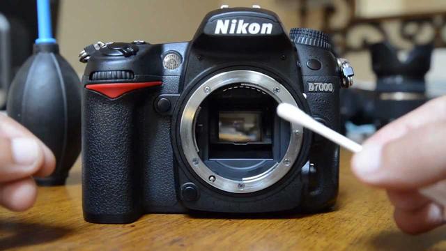 How to Clean a DSLR Mirror_