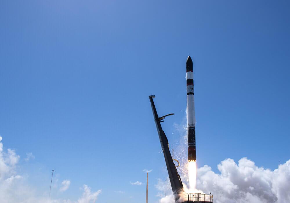 Roccity Lab and one step forward to reuse the success of the Global observation satellite