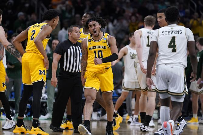 Michigan basketball, trying to be sweet again, faces Tennessee’s talented guards, stifling defense