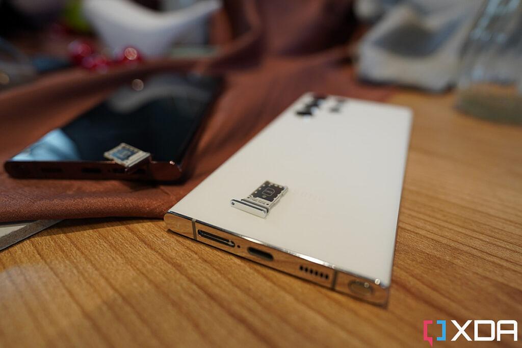 Best MicroSD alternatives for Galaxy S22 