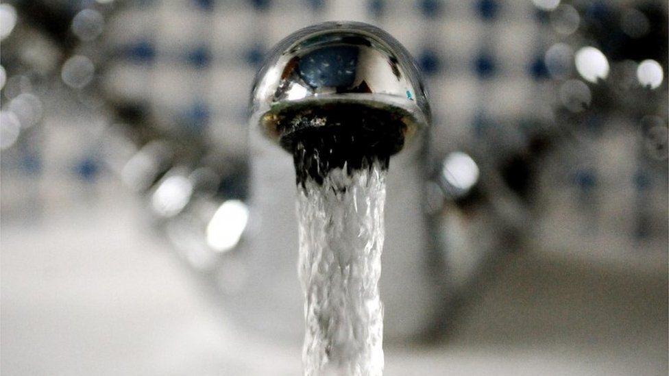 UK's safe level for tap water too high - scientists 