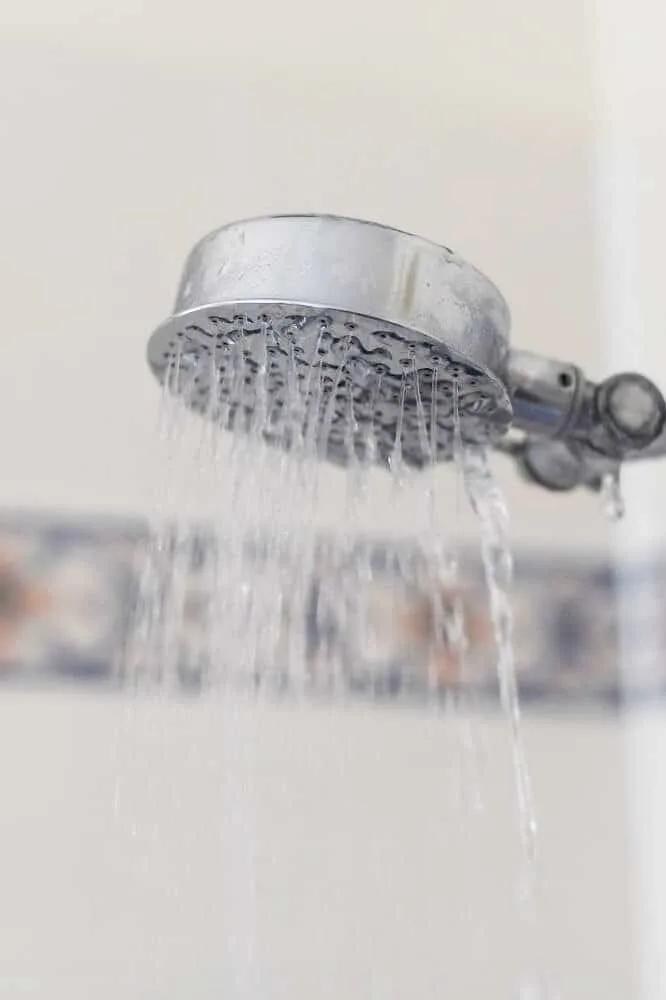 This Hack Unclogs Your Showerhead in Just 1 Hour 