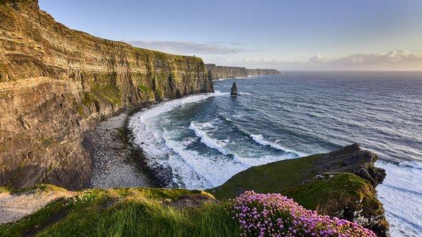 Cliffs of Moher named among the world's most popular selfie spots 
