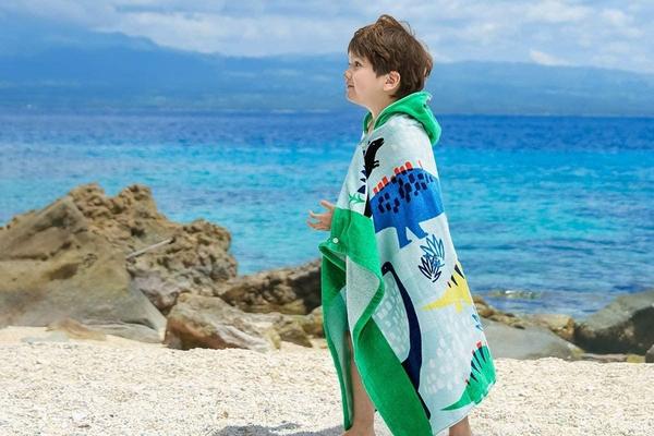 Hooded Beach Towels for Kids: 5 Options Under $30
