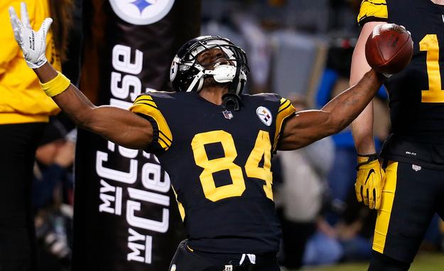 New details on Antonio Brown’s Steelers history shines a light on his post-Steeler career 