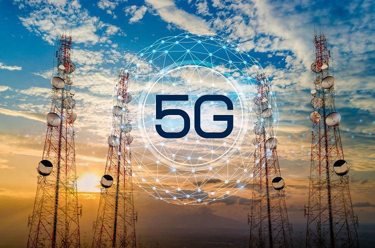 The power of Verizon 5G Ultra Wideband coming to 100 million people in US this month 