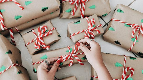 Experts Explain 4 Gifts You Can Always Regift, and 4 Gifts You Probably Shouldn’t