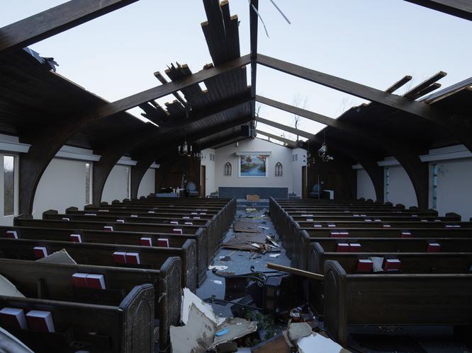 Over 80 killed in tornadoes in central U.S.; Biden declares emergency in Kentucky