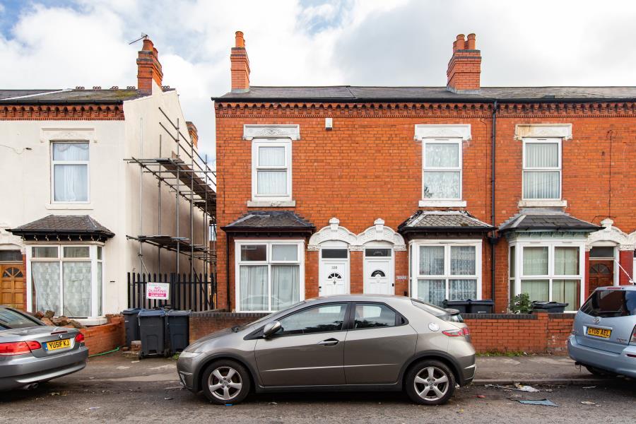 Semi-detached house on Clarence Crescent on the market for £2.7m