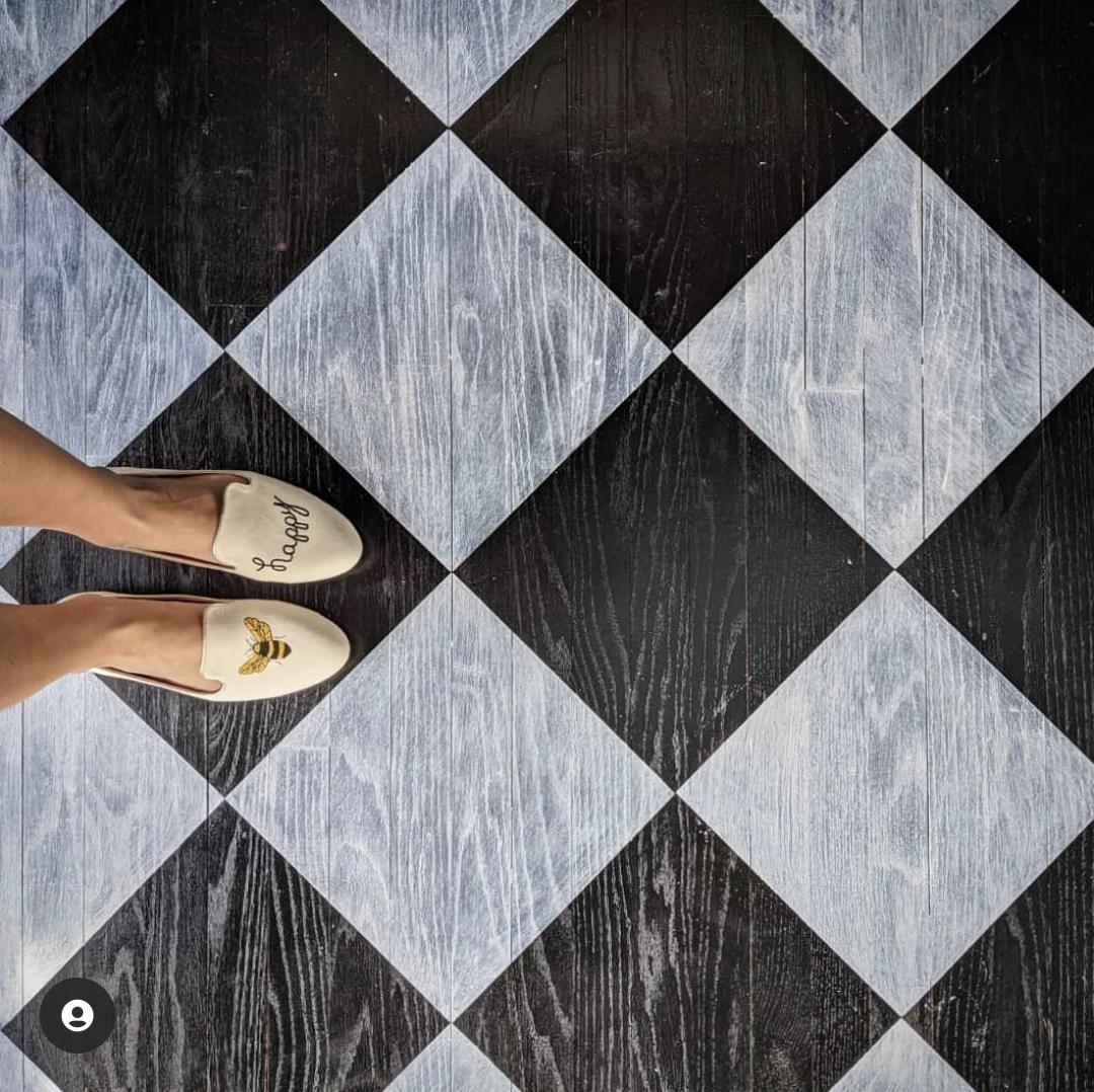 How to paint classic checkerboard floors: One DIYer shares how to get this coveted look on a dime
