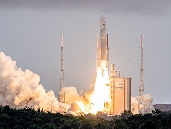Space telescope launched on daring quest to behold 1st stars 