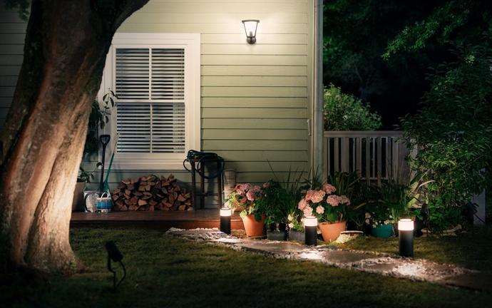 Signify expands outdoor Philips Hue smart lighting range