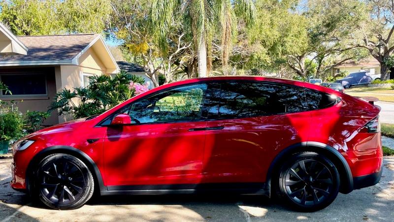 Tesla Model X Plaid Likes & Dislikes