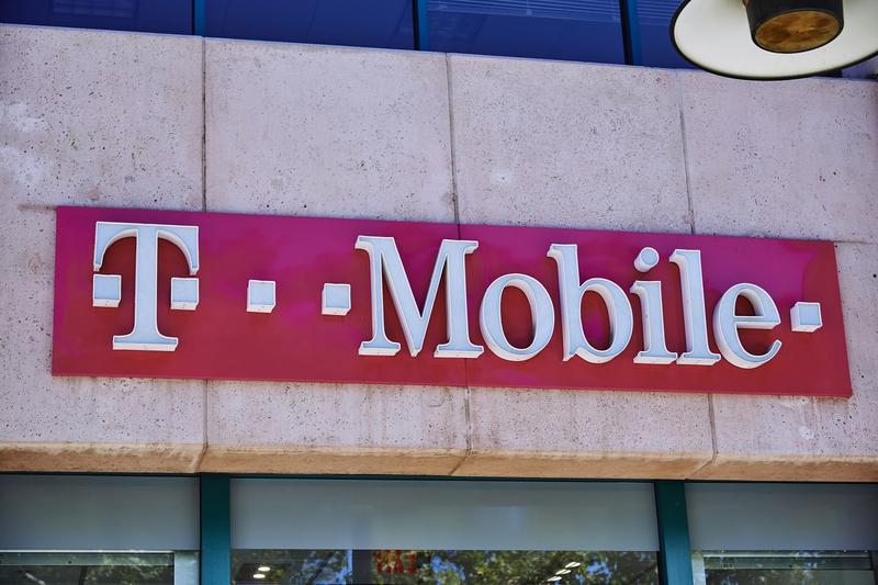 T-Mobile begins offering in-store same-day repairs across 500 stores 