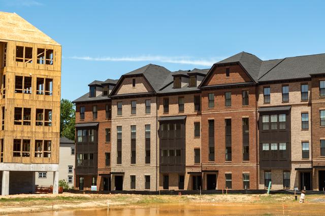 Urban tradition gets an update in N.Va. condo community