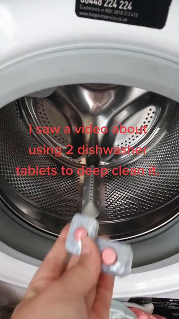 Experts weigh in on viral washing machine cleaning hack