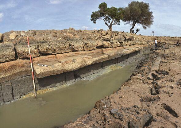 Archaeologists stunned by ancient sacred pool on Sicilian island aligned with stars 