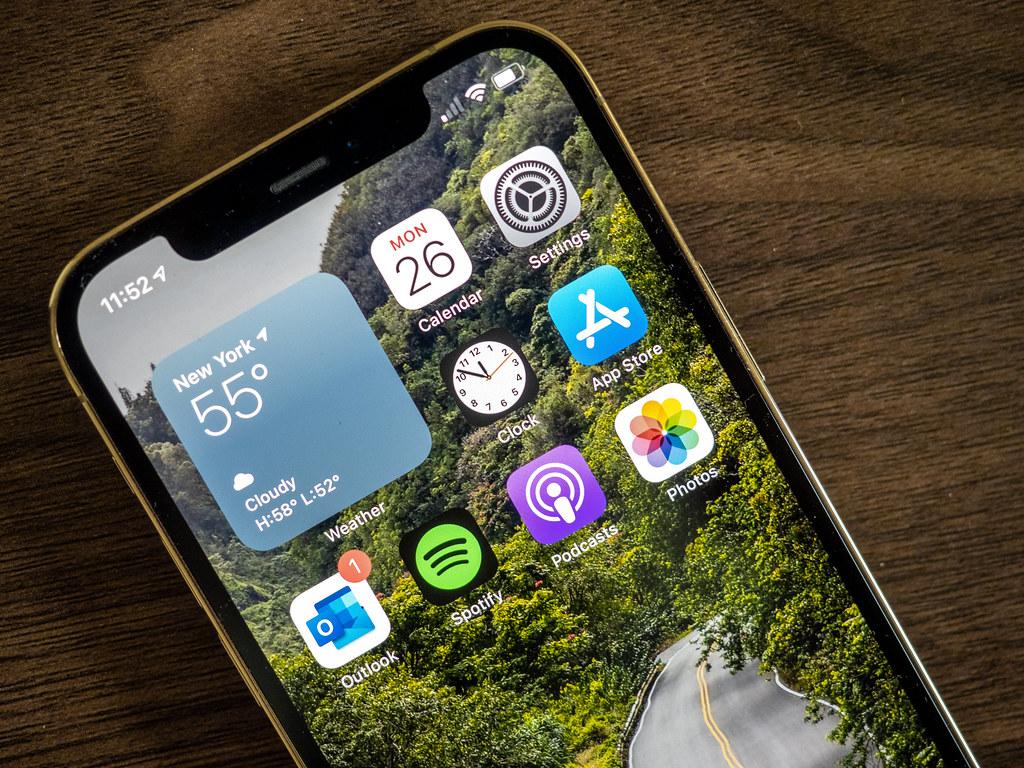 New iPhone popularity helps 5G smartphone sales finally overtake 4G 